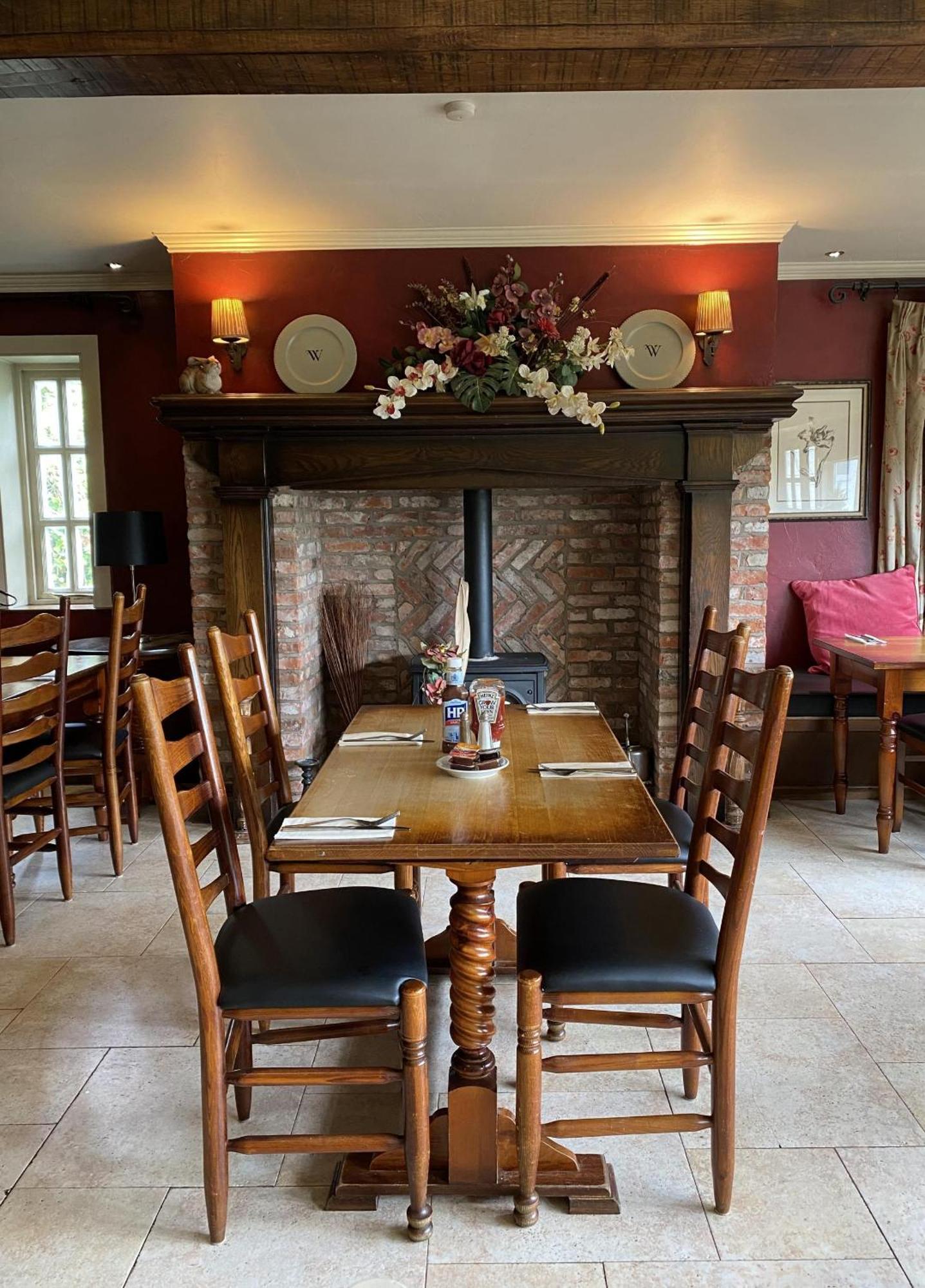 The Windmill Inn Knutsford Exteriér fotografie